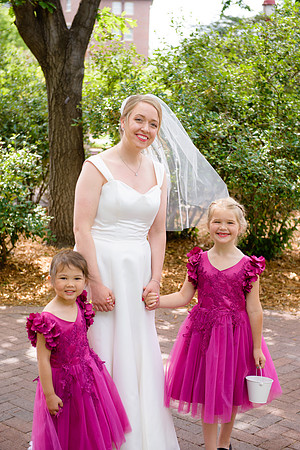 Haegele-Conner-WED-122