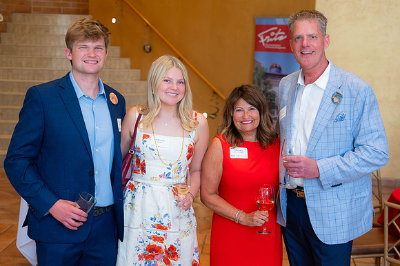 DU-GRAD-Reception-June-2026-31
