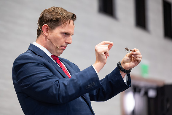 Henke-8-2026-433