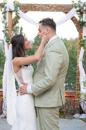 Martinez-Griego-WED-379
