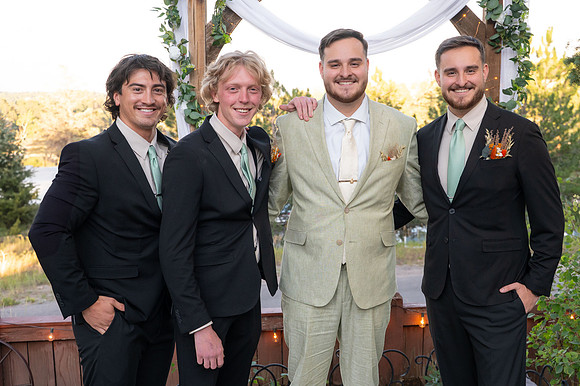 Martinez-Griego-WED-331